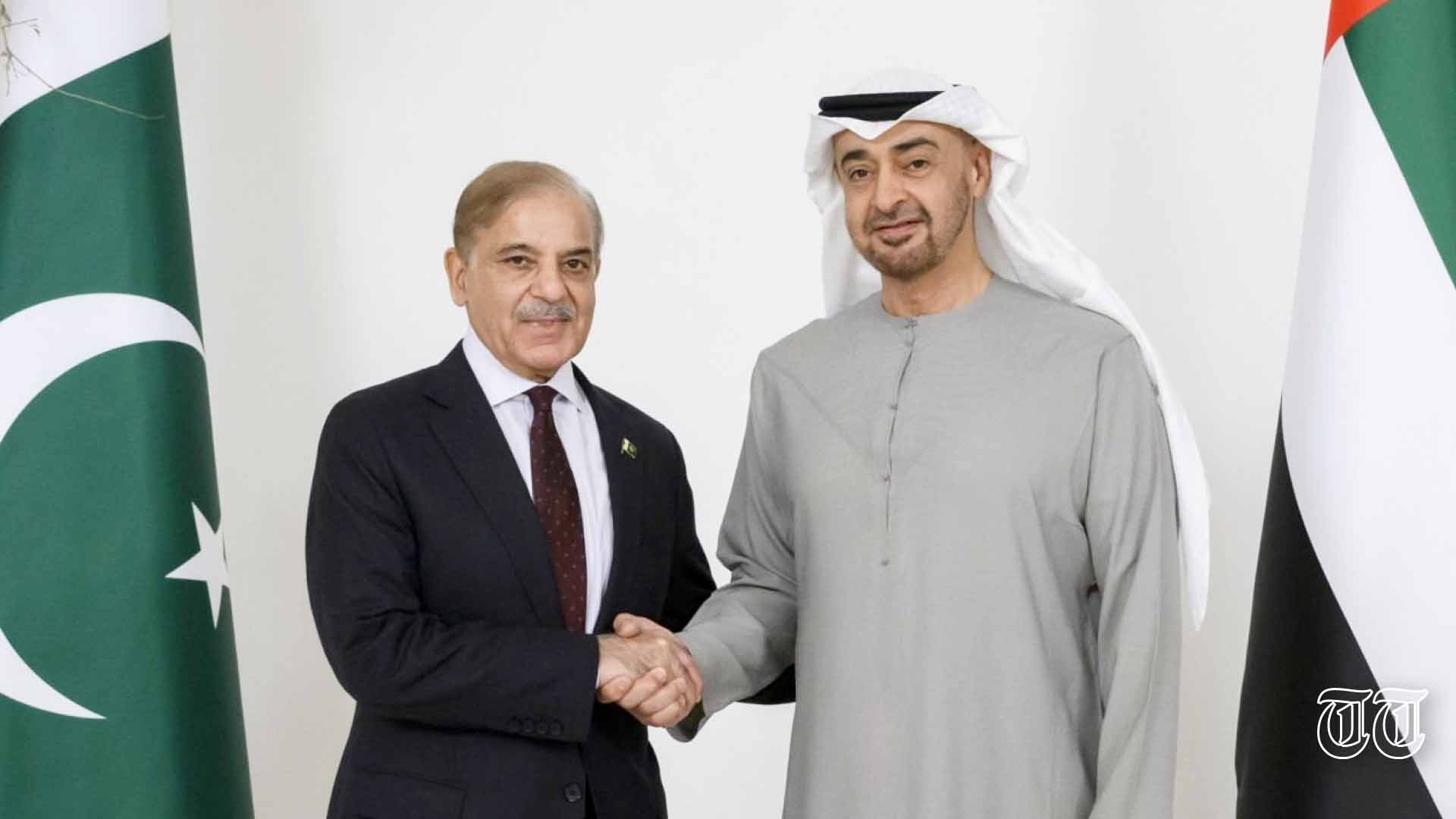 Pakistani prime minister Shehbaz Sharif (L) meets UAE president Mohamed bin Zayed Al Nahyan at Abu Dhabi in January 2023. — FILE/UAE PRESIDENTIAL COURT